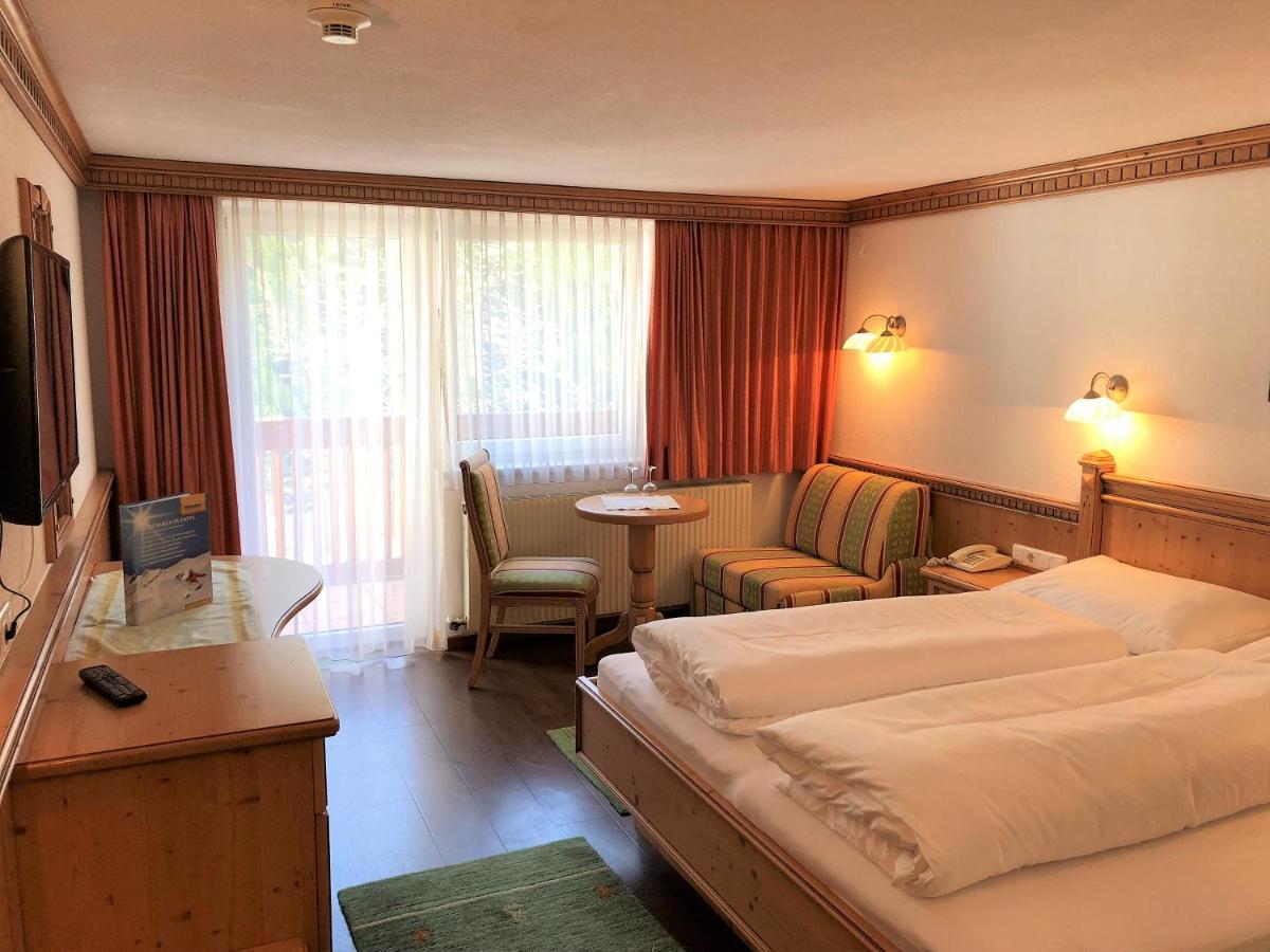 Hotel Garni Central - Zimmer - Studios - Apartments Капл Екстериор снимка