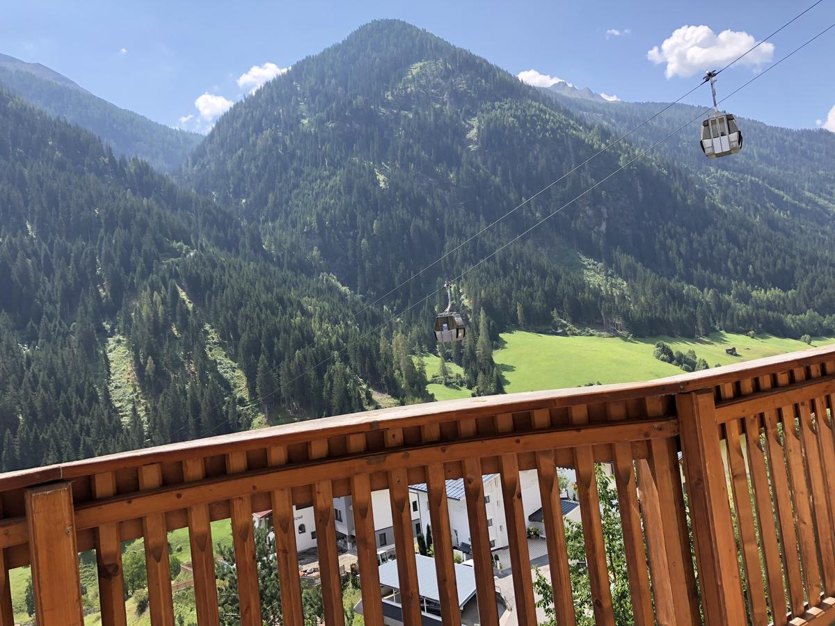 Hotel Garni Central - Zimmer - Studios - Apartments Капл Екстериор снимка